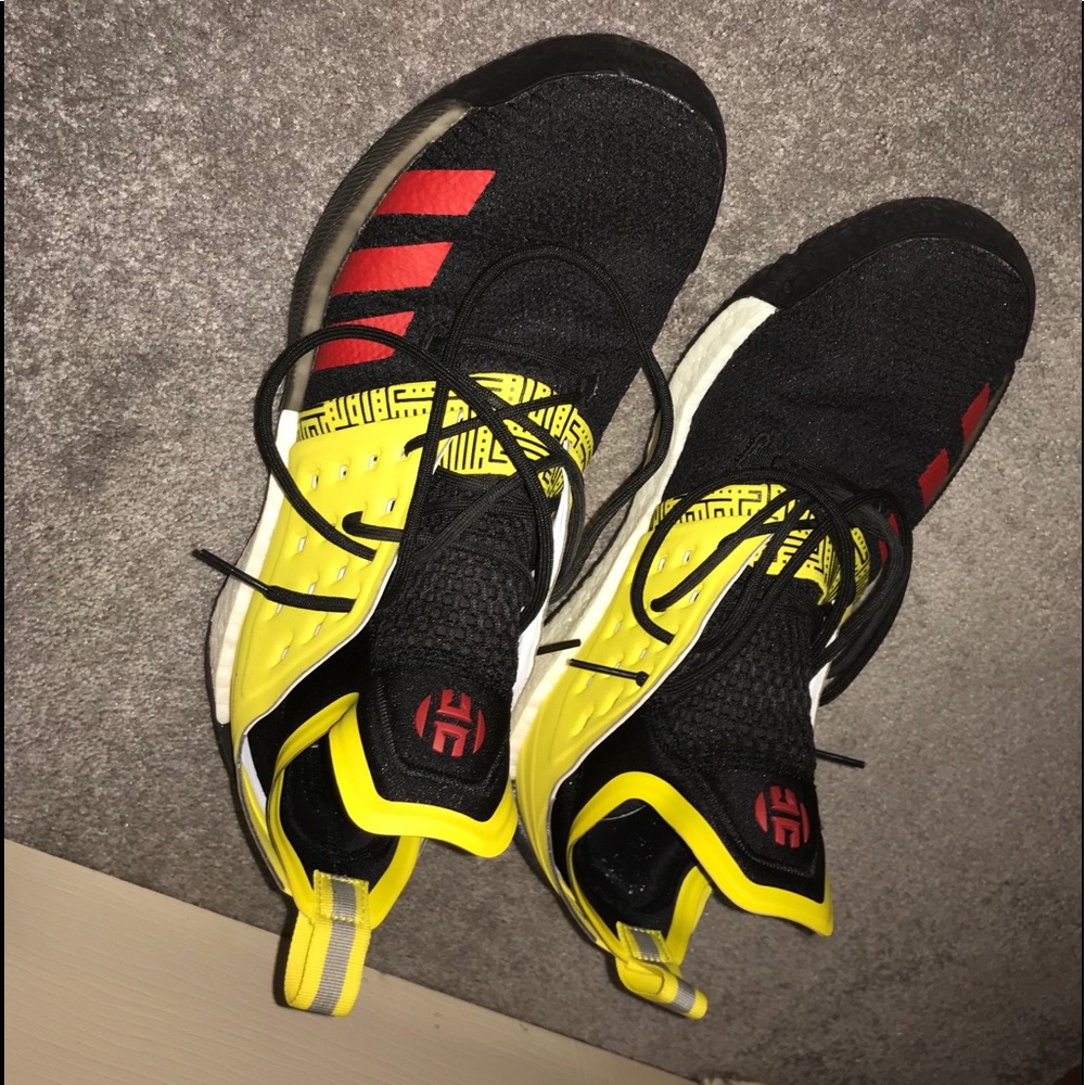 Harden 1s Bruce Lee custom